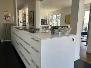 Contemporary Villa With Views Of Concarneau