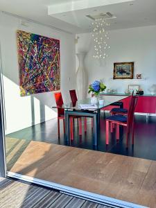 Contemporary Villa With Views Of Concarneau