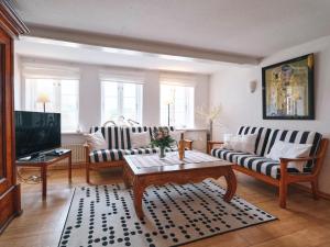 Hafenblick- Direkt am Wasser ein schönes Apartment im Herzen der Altstadt mit Parkplatz