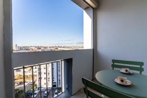 Lélégant - Parking - Metro