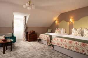 The Harbourview Hotel