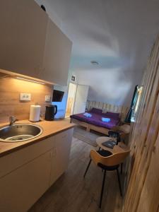 Sunny Village - Wild Goat apartments
