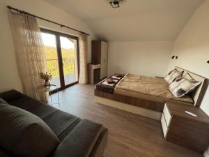 Вила Белият камък - Златоград