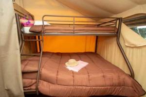 Campings Camping 3 etoiles - Piscine - eeebcb : photos des chambres