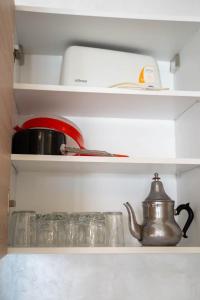 Charmante Deux Chambres et Salon Avec Jardin et Piscine à coté de plage