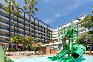 Golden Avenida Family Suites 4*
