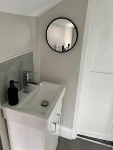 Sunny St Annes Apartment