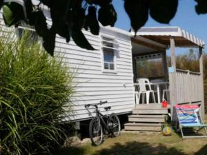 Campings Camping 4 etoiles - Piscine - eeebgi : photos des chambres