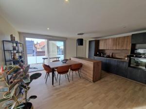 Appartements T3 spacieux, proche du lac et du grand port avec garage : photos des chambres