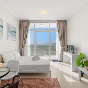 Damac Hills Carson A Monthly Stay - Pay 28, Stay 30