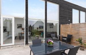 2 Bedroom Gorgeous Home In Gilleleje