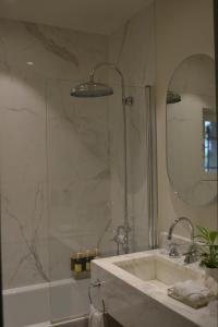 Hotels Hotel Le Saint Paul : Chambre Deluxe