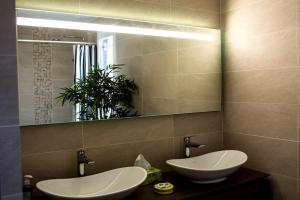 Spacious Duplex Pantin, near Paris