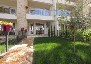 Gjiri i Lalzit - San Pietro - Letas Apartments with Garden