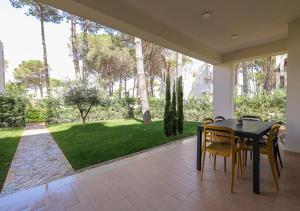 Gjiri i Lalzit - San Pietro - Letas Apartments with Garden