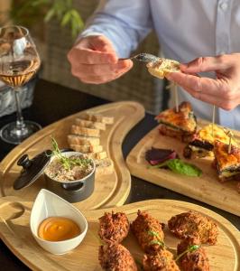 Hotels BRIT HOTEL - RESTAURANT Saint-Brieuc Langueux : photos des chambres