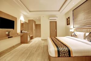 Hotel Grand King Plaza