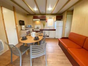 Campings Chalet 4 etoiles - Piscine - eehefh : photos des chambres