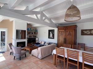 Belle maison 6 pièces proche plage à La Guérinière - FR-1-224B-239