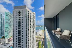 Downtown Miami 2BR-2BA Panoramic City Views