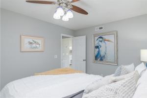 Beauforts Blue Heron Hideaway on Battery Creek