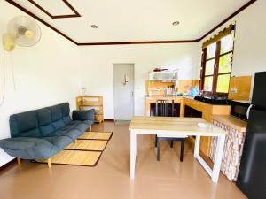 Blue Serenity House in Srithanu