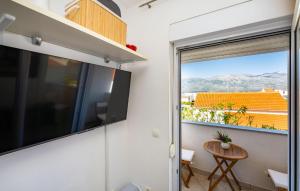 Awesome Apartment In Razanac With Wifi