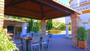 Villa Adelfas, Piscina infinity