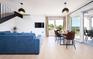 Cozy Home In Labin With Wifi