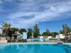 Campings Mobil home pour 6, pres de la mer, dans un camping 4 etoiles a 20min de Montpellier. : photos des chambres