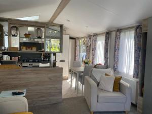 Findhorn Lodge - Peaceful - Pets - Sleeps 4