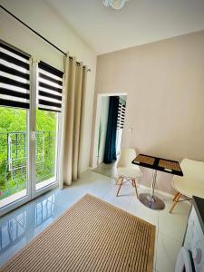 Lovely Riviera Apartment