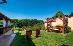 Four-Bedroom Holiday Home In Velika Buna