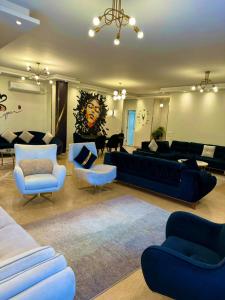 الشيخ زايد بيفرلي هيلز كمبوند الويستاون