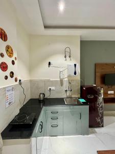 Back Stayz Laxman Jhula Apartments