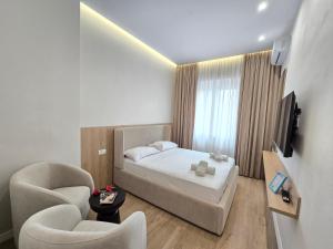 Modern Studio Escape