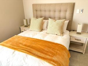 Slipway House Beachfront Villa