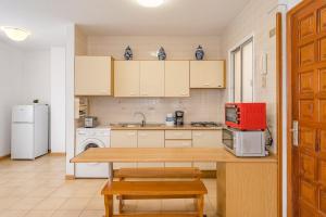 Spacious apartment with the private terrace