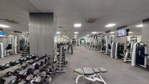 Flores Garden Pool Side and Sea View Apartment