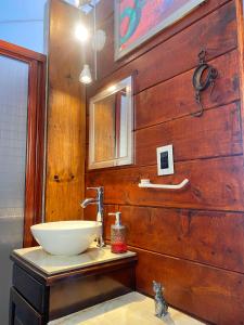 El Gato Glamping con vista a prismas basálticos