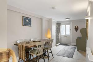 Spacious Apartment with Courtyard Barnstaple