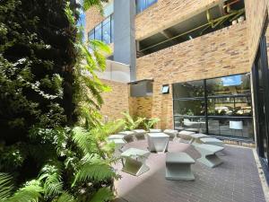 New Cozy and Modern Gym Coworking Terrace