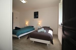 Maisons de vacances Gite de la Serve La Balme-les-Grottes : photos des chambres