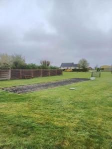 Lovely Cottage Close To The Water