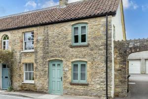Apothecary Cottage - Pet Friendly Wedmore Couples Cottage - Free WiFi - Free Parking