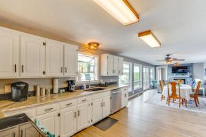 2 Private Decks Lake-View Osage Beach Home