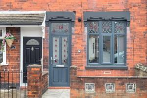 Chorlton House by Truestays - NEW 2 Bedroom House in Stoke-on-Trent