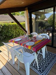 Maisons de vacances Petite Girolle : Maison 2 Chambres