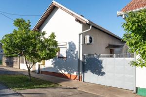 Kuća za odmor Mali vikend u Vukovaru