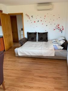 Hunor Apartmanok Napsugár